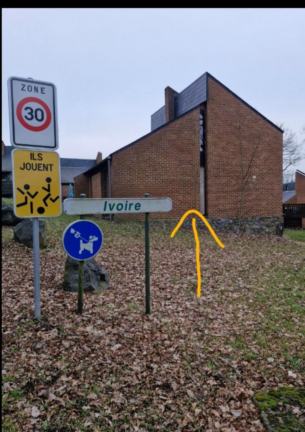 Bulle Ivoire Hastiere-par-dela Kültér fotó